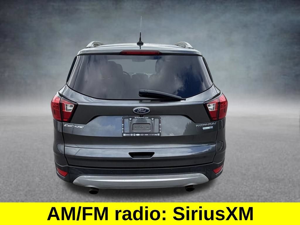 Certified 2019 Ford Escape Titanium AWD/4WD image 4