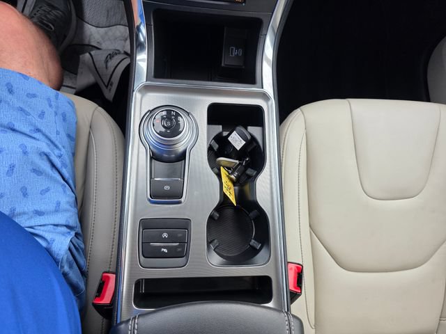 Certified 2022 Ford Edge Titanium AWD/4WD image 22