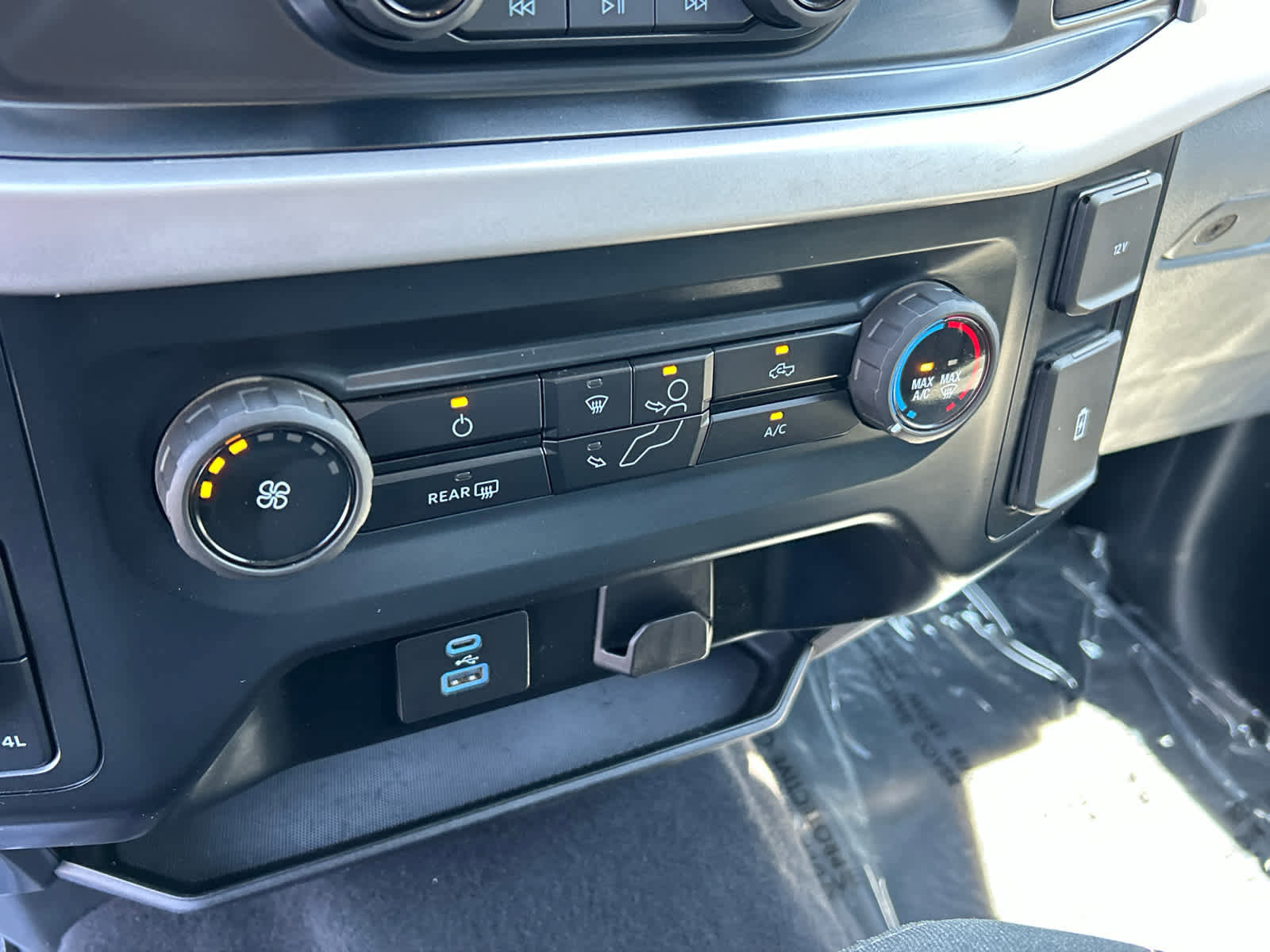 Certified 2023 Ford F150 XLT w/ Trailer Tow Package image 36