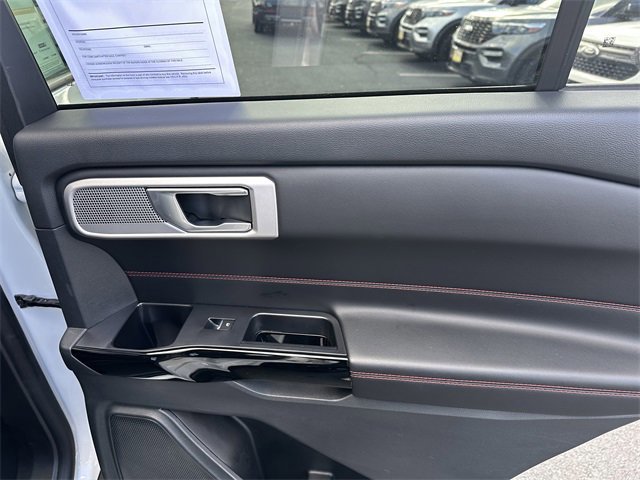 Certified 2022 Ford Explorer ST-Line w/ Class IV Trailer Tow Package image 42