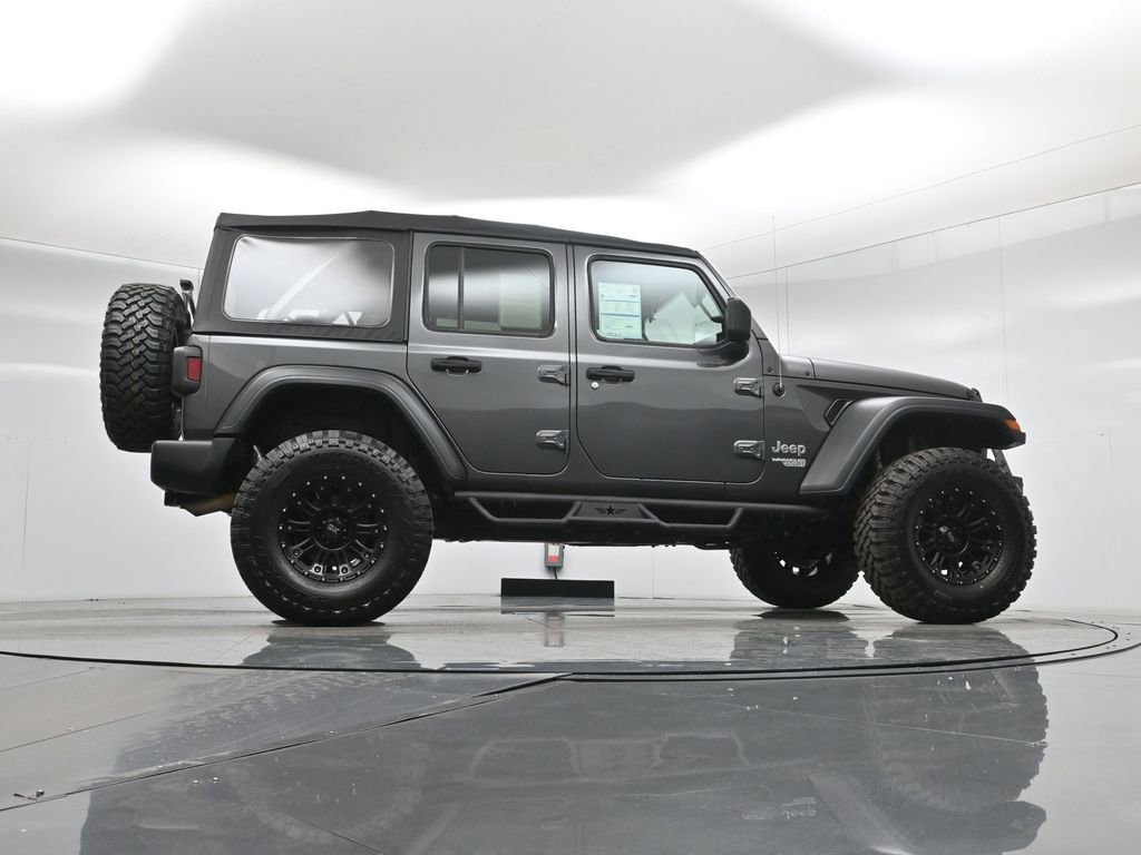 Used 2018 Jeep Wrangler Unlimited Sport image 43