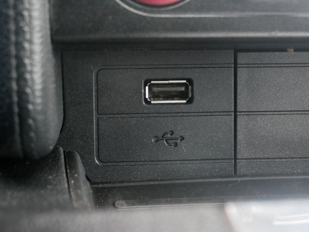 Certified 2020 Ford Mustang GT Premium w/ Carbon Sport Interior Package image 24