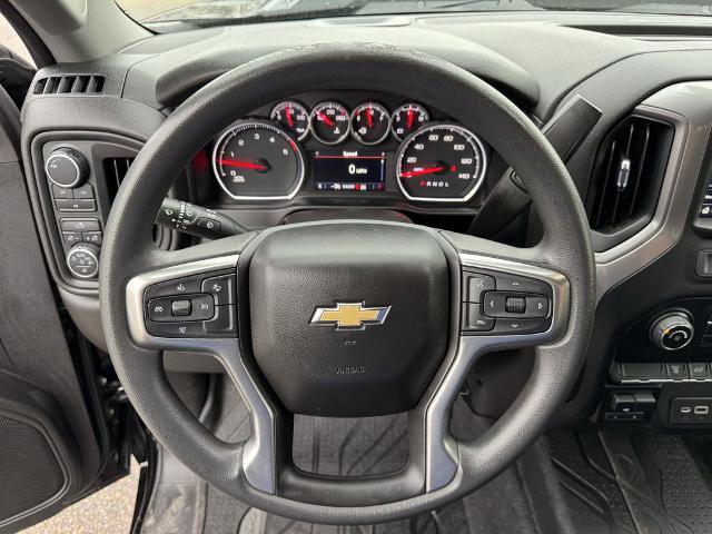 Used 2022 Chevrolet Silverado 2500 Custom w/ Custom Value Package image 18