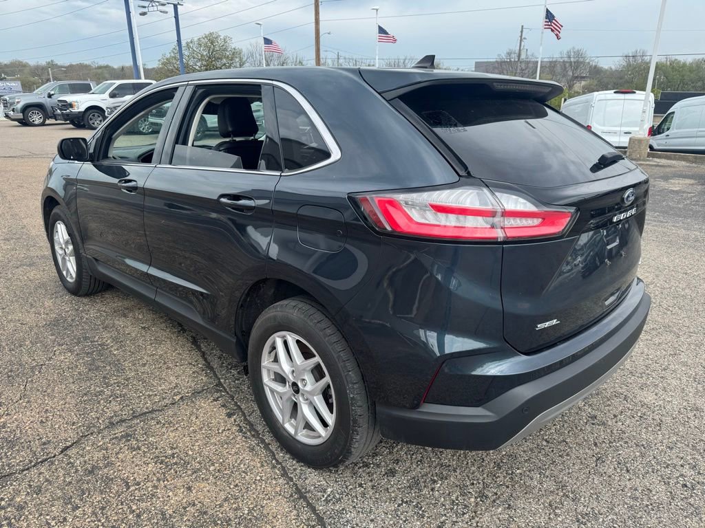 Certified 2023 Ford Edge SEL w/ Convenience Package image 2