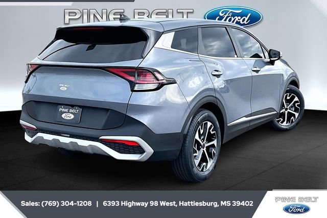 Used 2024 Kia Sportage EX image 4