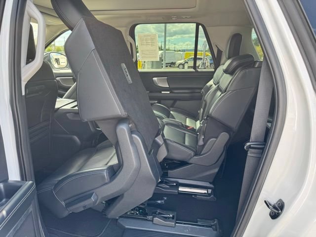 Certified 2025 Ford Expedition Max Platinum AWD/4WD image 33