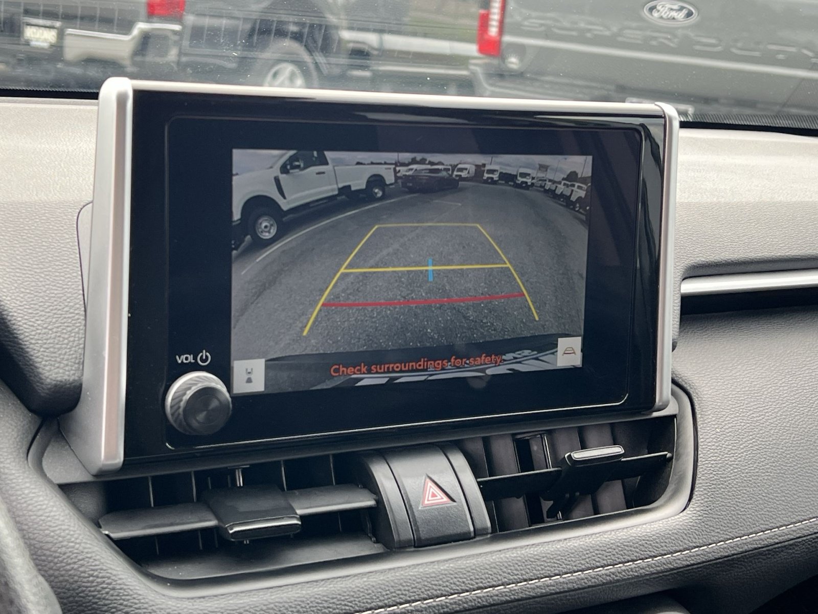 Used 2025 Toyota RAV4 XLE FWD image 19