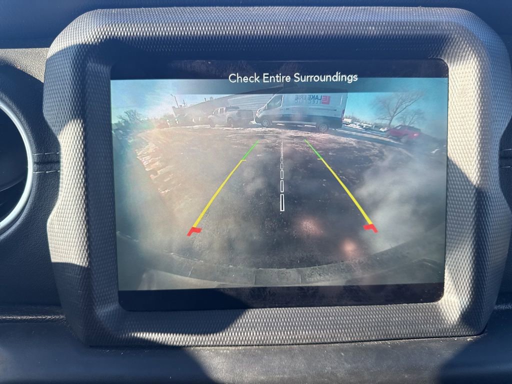 Used 2020 Jeep Wrangler Unlimited Sahara video 4