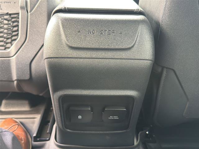Certified 2025 Ford Bronco Badlands AWD/4WD image 21
