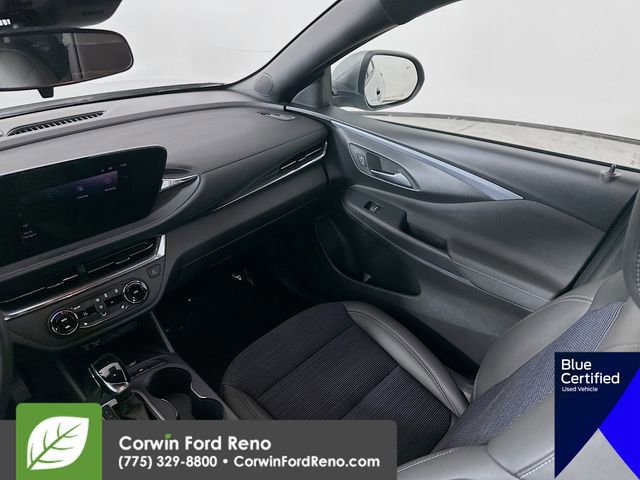 Used 2025 Buick Envista Preferred w/ Convenience I Package image 27