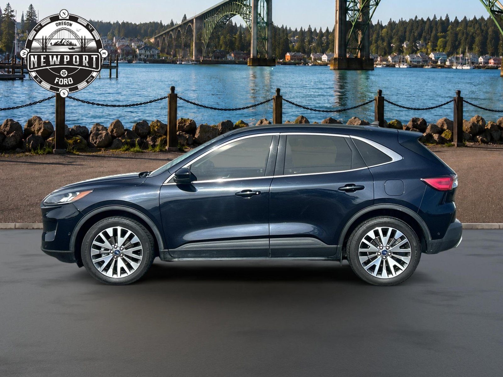 Certified 2021 Ford Escape Titanium AWD/4WD image 5