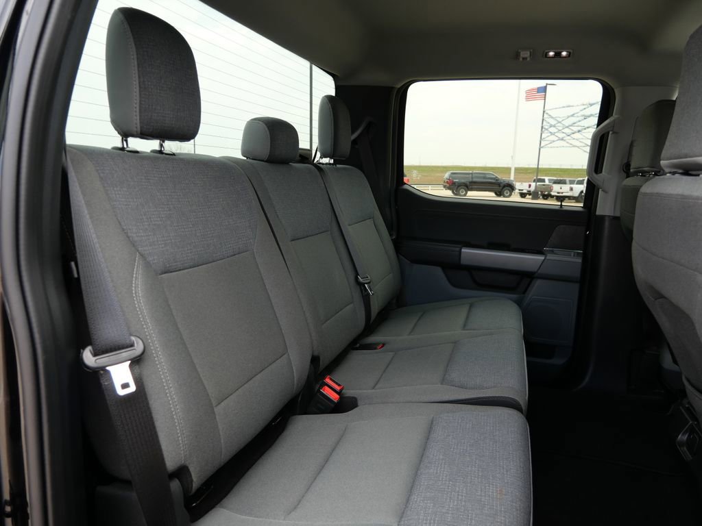 Certified 2025 Ford F150 XLT w/ Equipment Group 301A Standard image 19