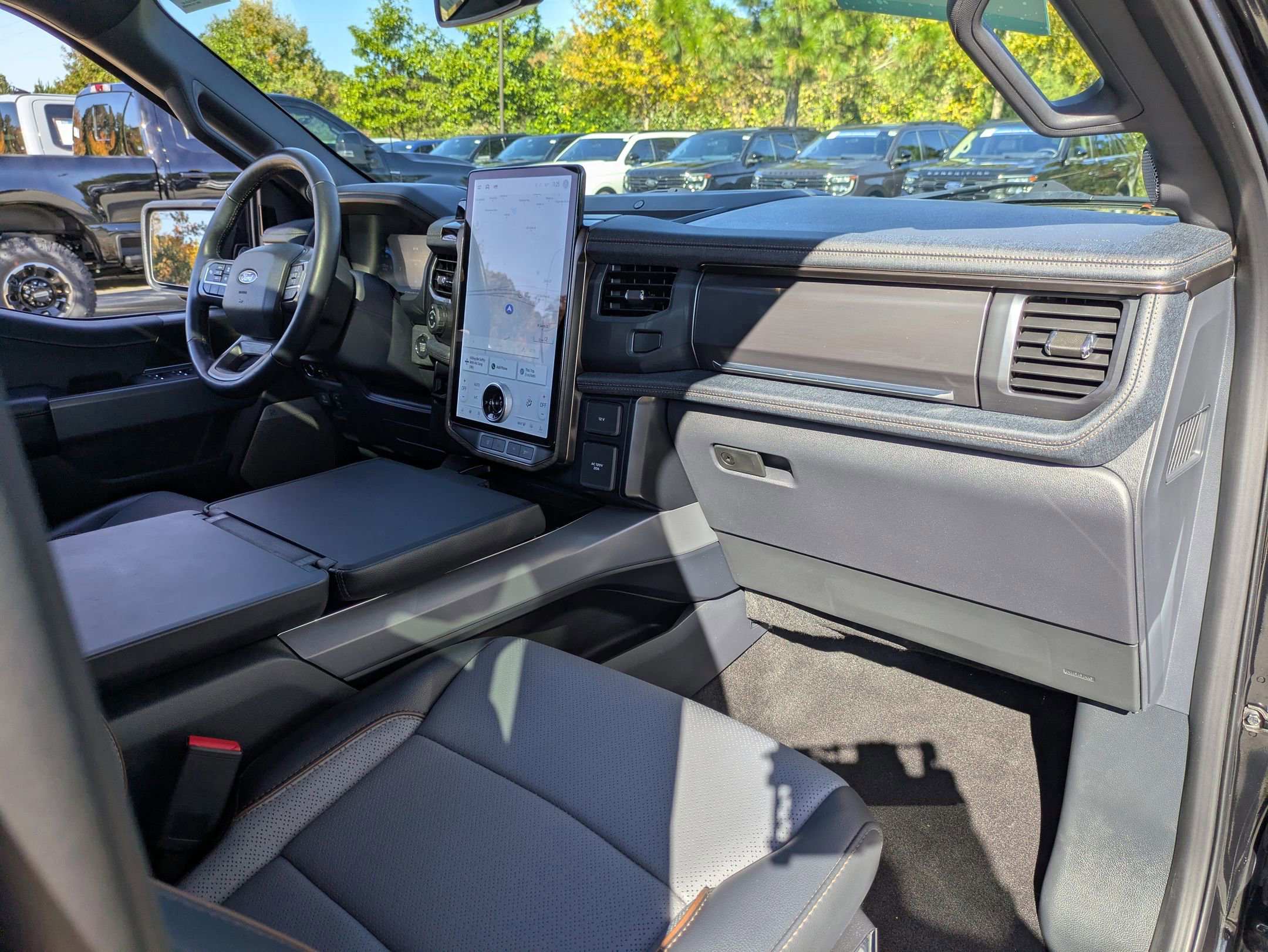 Certified 2024 Ford F150 Lightning Lariat image 45