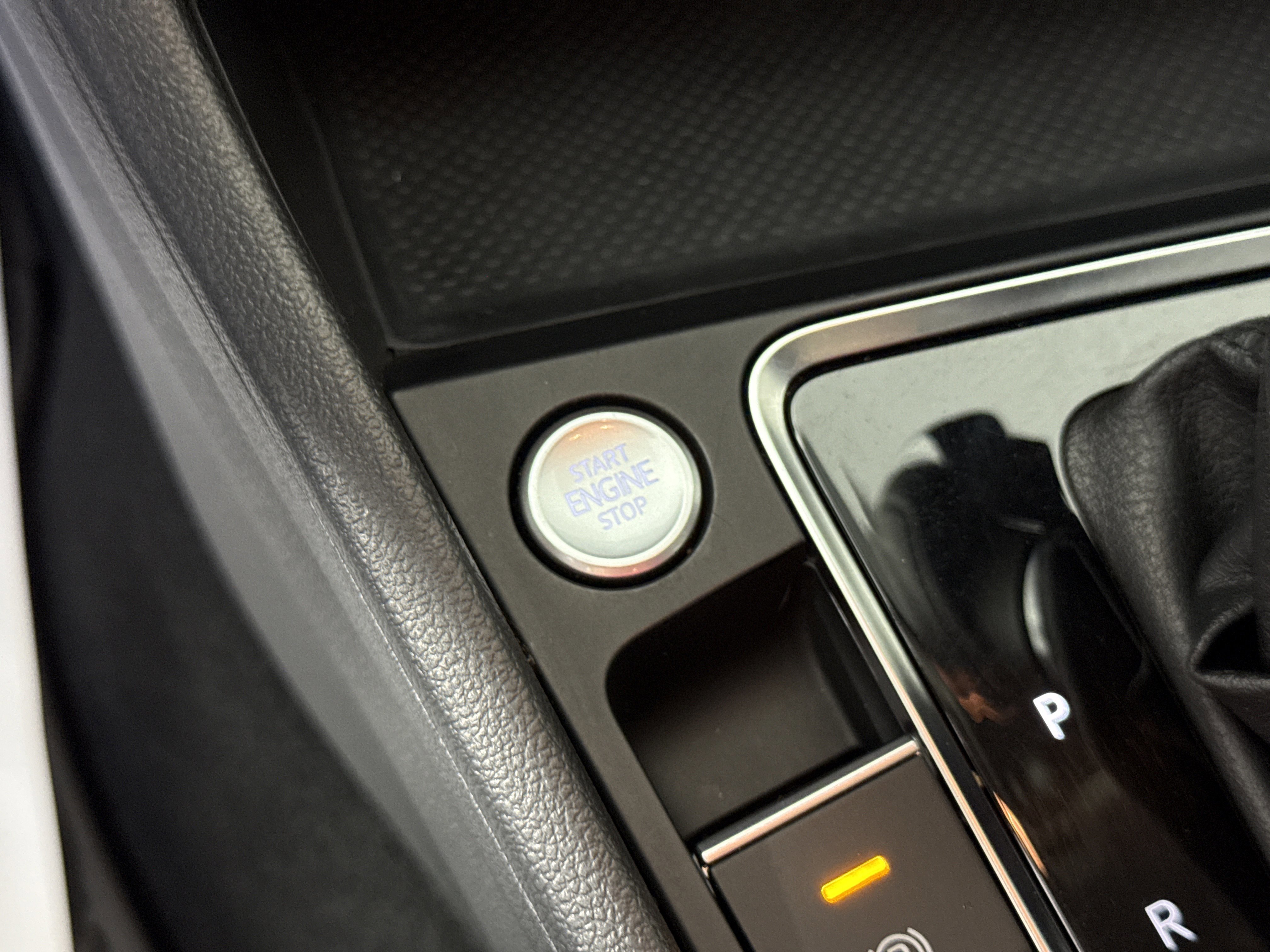 Used 2019 Volkswagen Jetta SE image 27