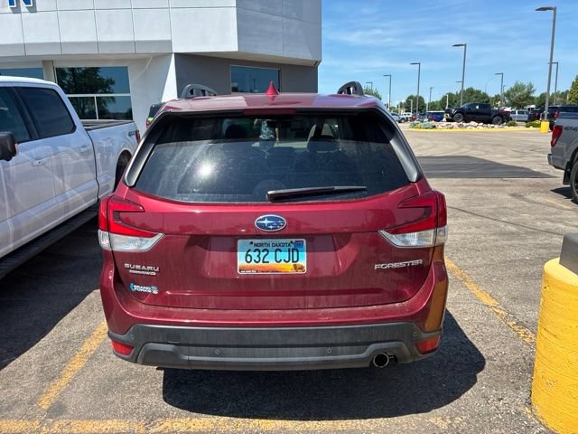 Used 2022 Subaru Forester Limited AWD/4WD image 6