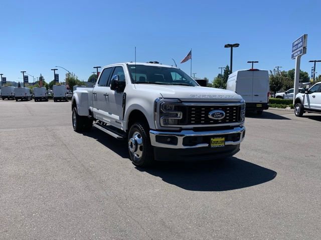 Certified 2025 Ford F350 Lariat image 9