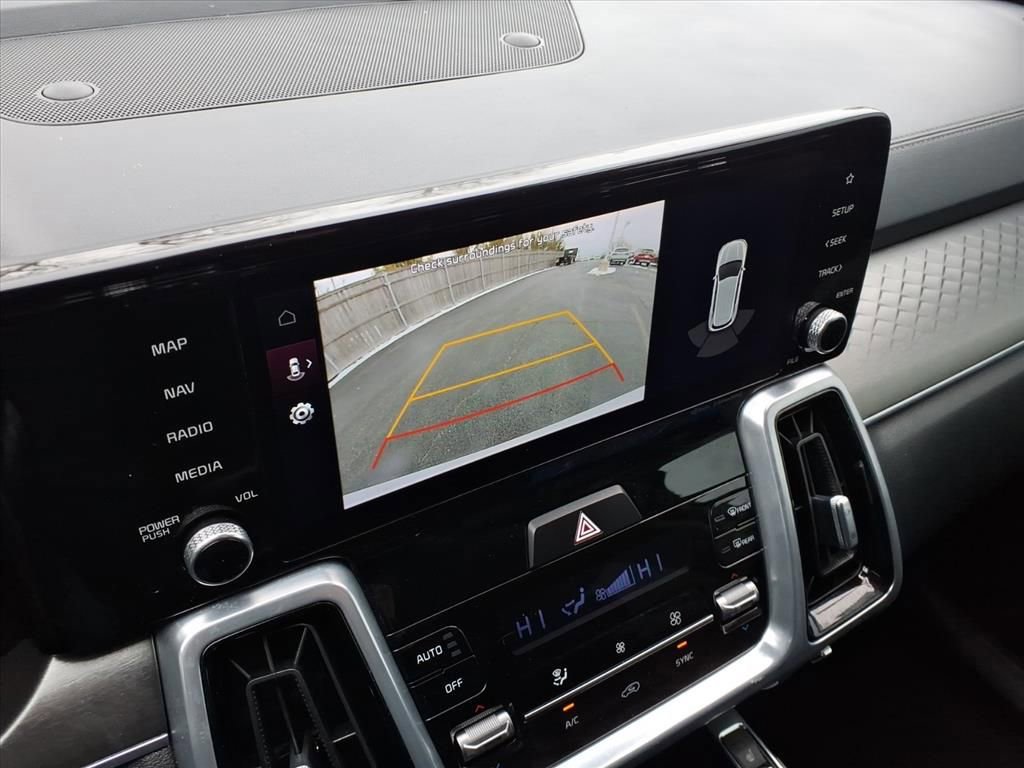 Used 2022 Kia Sorento SX image 11