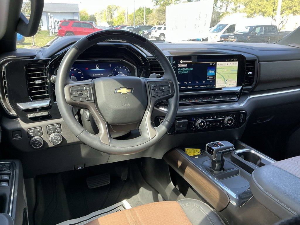 Used 2024 Chevrolet Silverado 1500 High Country image 40