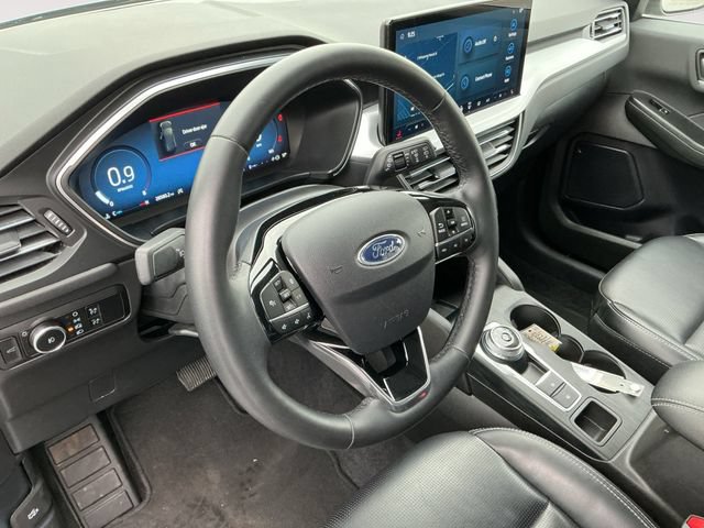 Certified 2024 Ford Escape Platinum AWD/4WD image 10