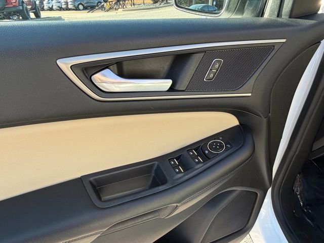Certified 2022 Ford Edge SEL image 11