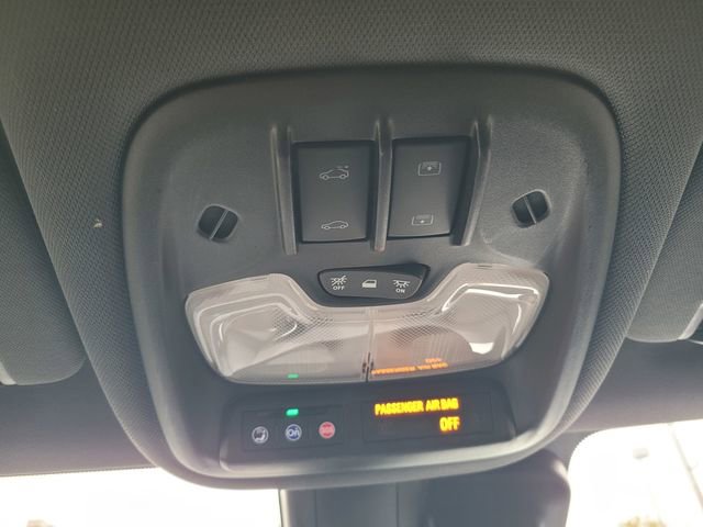 Used 2023 Chevrolet TrailBlazer RS w/ Sun and Liftgate Package image 22