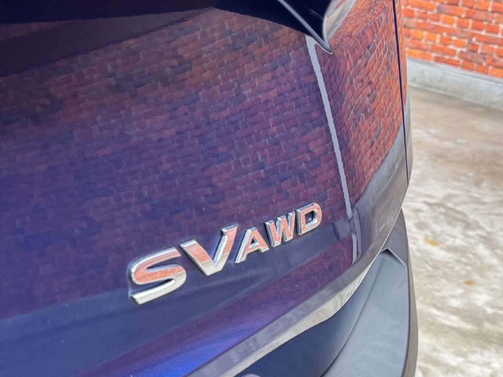 Used 2023 Nissan Rogue SV AWD/4WD image 3