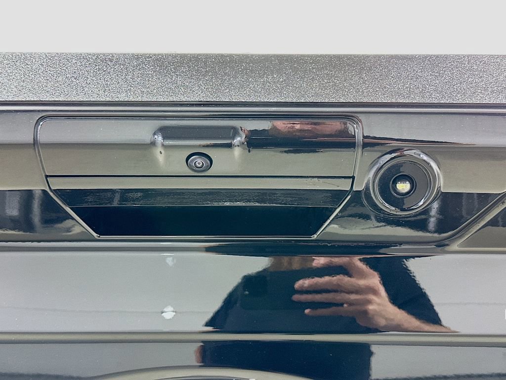 Certified 2022 Ford F150 XLT w/ Equipment Group 302A High image 21