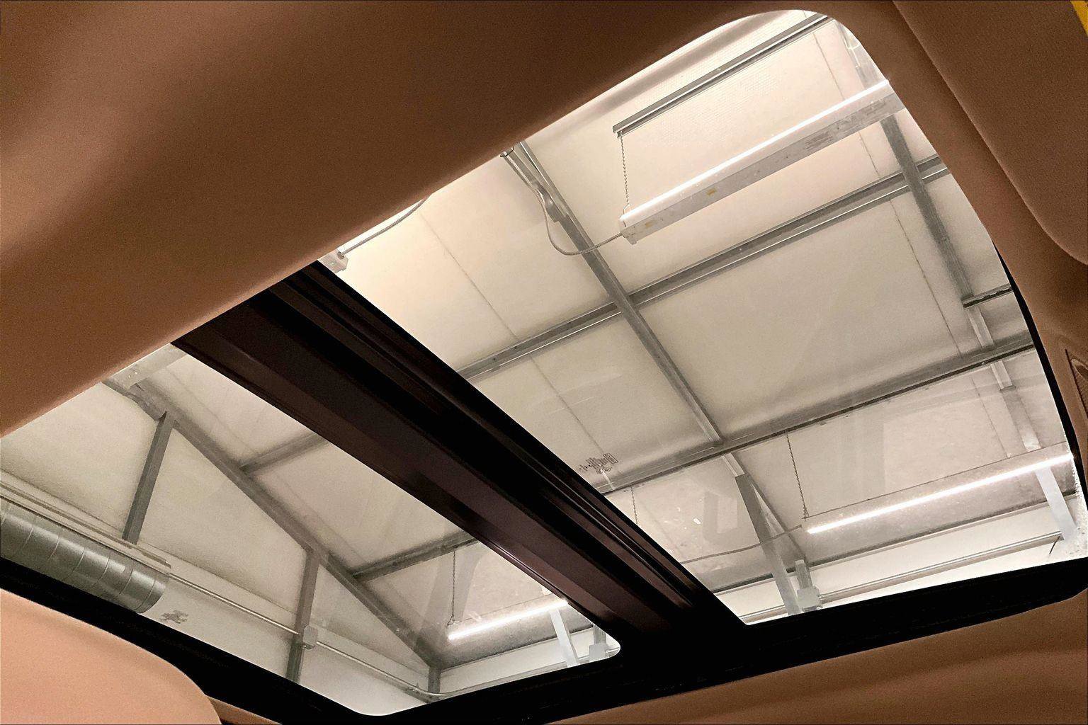 Certified 2019 Ford F150 Lariat w/ Equipment Group 502A Luxury image 21