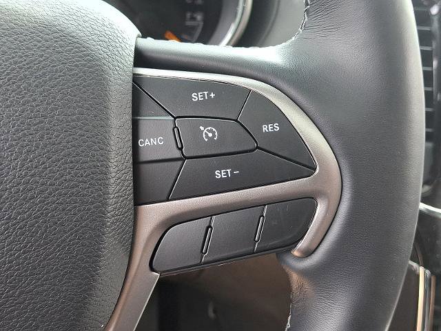 Used 2019 Jeep Grand Cherokee Overland image 23