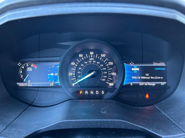Certified 2024 Ford Edge SEL w/ Convenience Package AWD/4WD image 2