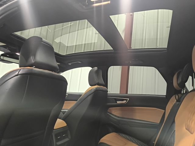 Certified 2024 Ford Edge Titanium w/ Titanium Elite Package AWD/4WD image 19