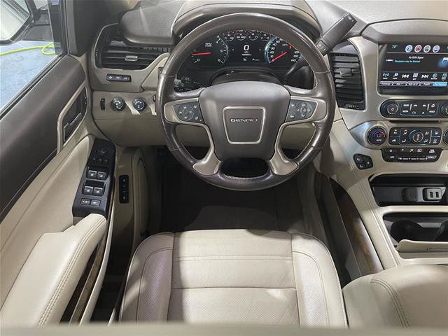 Used 2018 GMC Yukon Denali AWD/4WD image 17