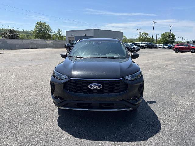 Certified 2025 Ford Escape ST-Line AWD/4WD image 8