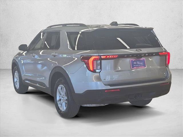 Certified 2025 Ford Explorer Active AWD/4WD image 8