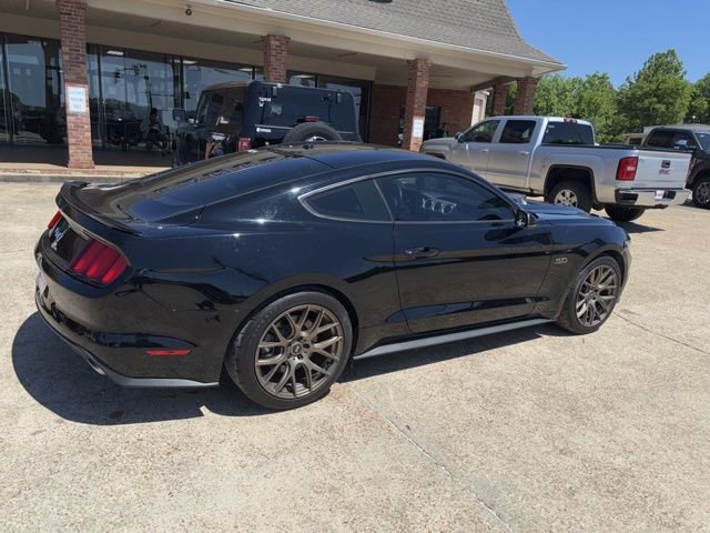 Certified 2017 Ford Mustang GT Premium RWD image 5
