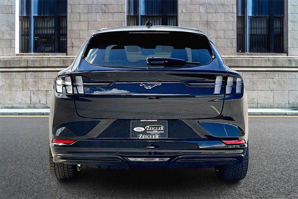 Certified 2021 Ford Mustang Mach-E Premium image 4