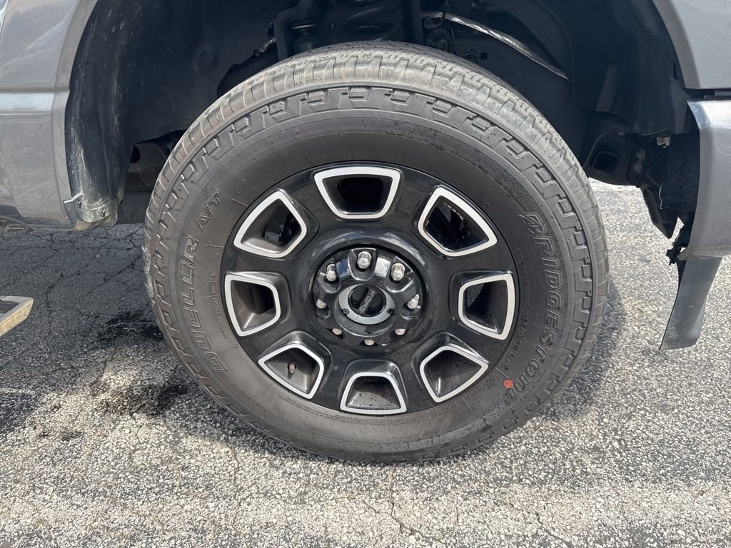 Certified 2025 Ford F350 Platinum AWD/4WD image 46