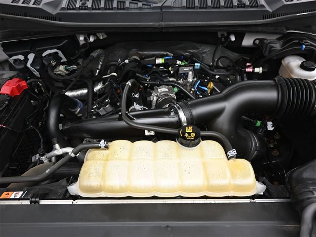 Certified 2019 Ford F150 Lariat w/ Equipment Group 502A Luxury image 33