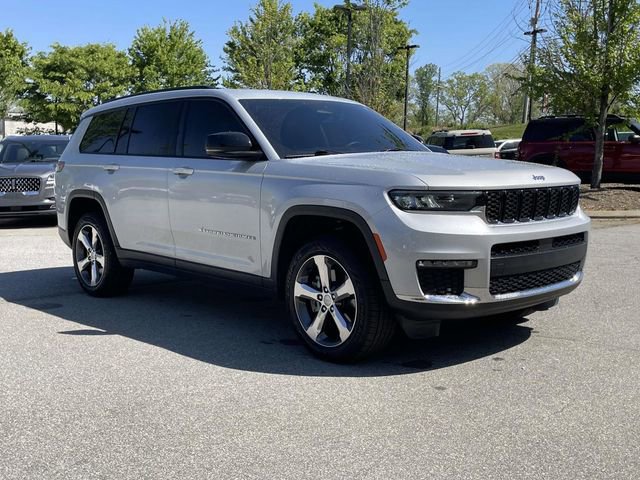 Used 2022 Jeep Grand Cherokee L Limited AWD/4WD image 6