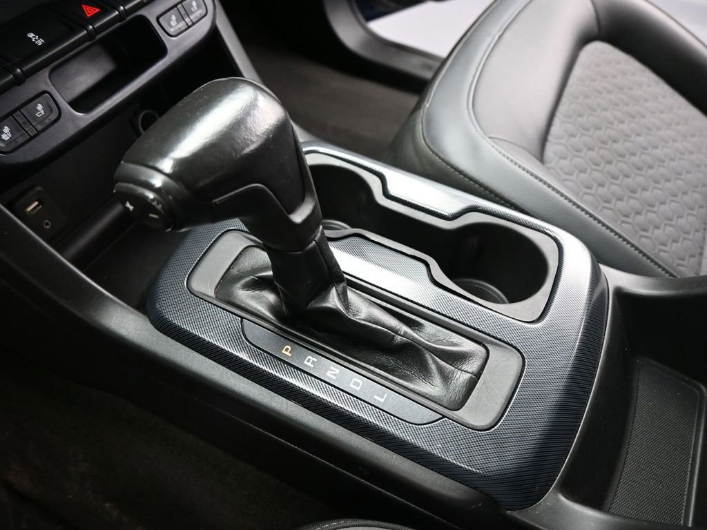 Used 2017 Chevrolet Colorado Z71 image 44