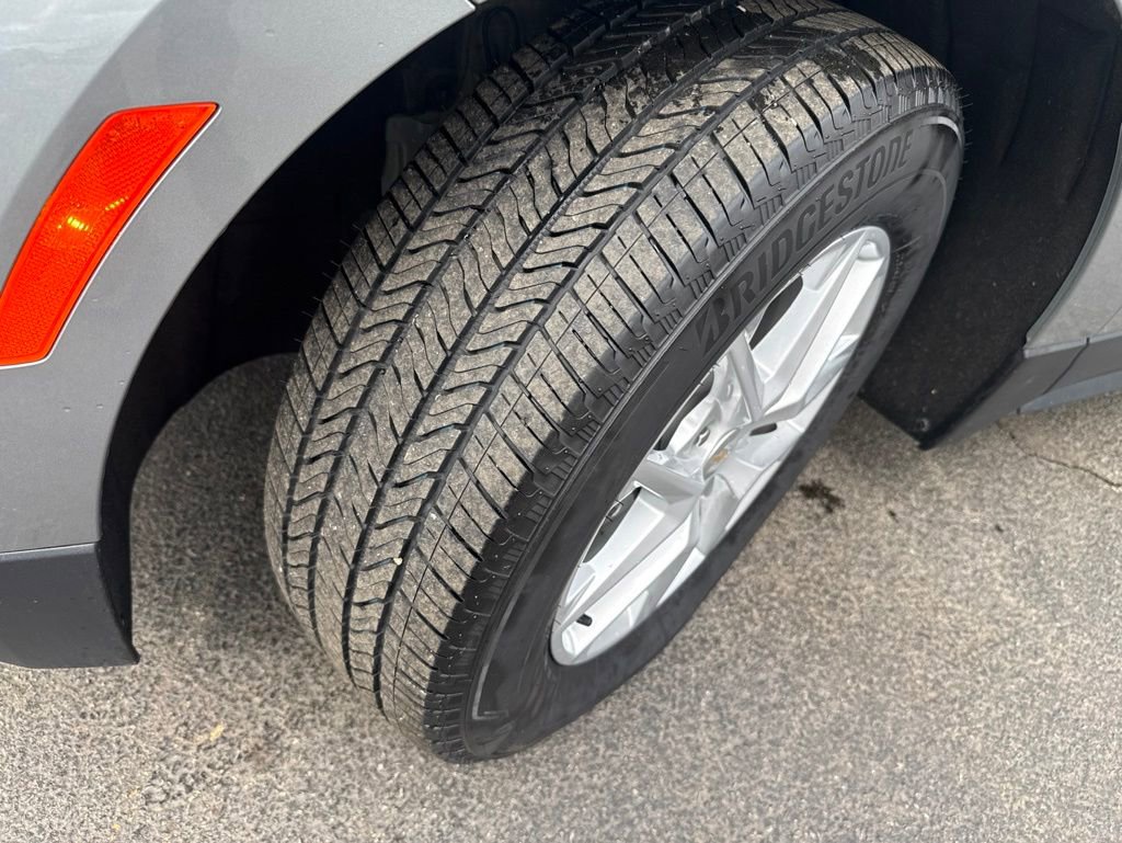 Used 2024 Chevrolet Equinox LT AWD/4WD image 44