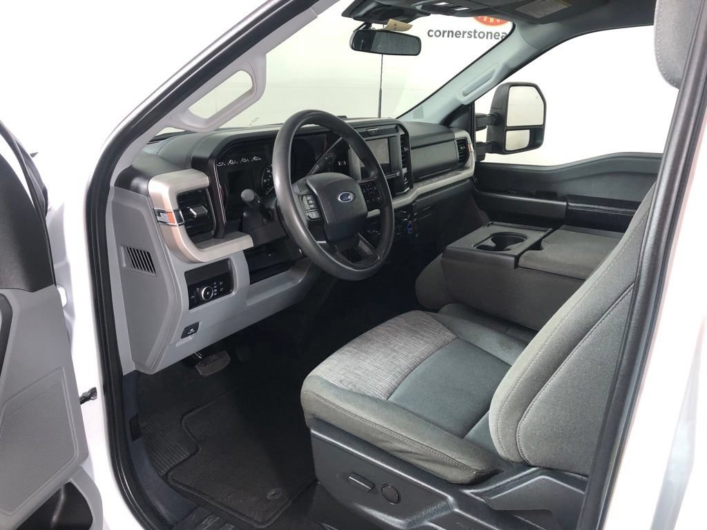 Certified 2025 Ford F350 XLT AWD/4WD image 14