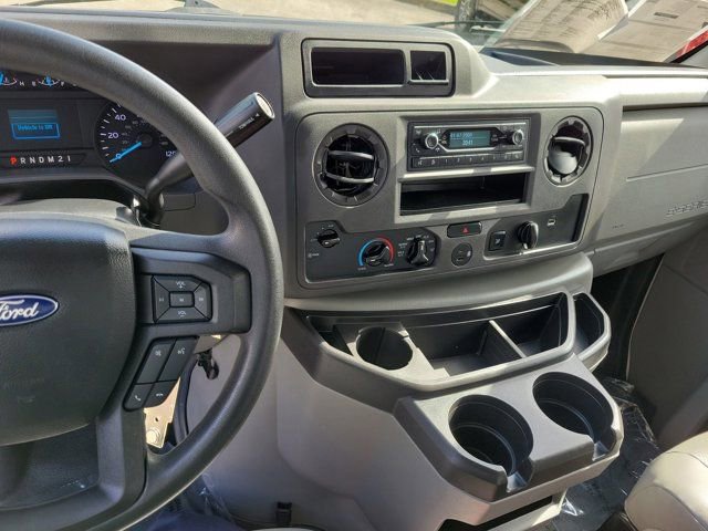 Certified 2023 Ford E-450 and Econoline 450 Super Duty w/ Power Windows & Locks Group image 19