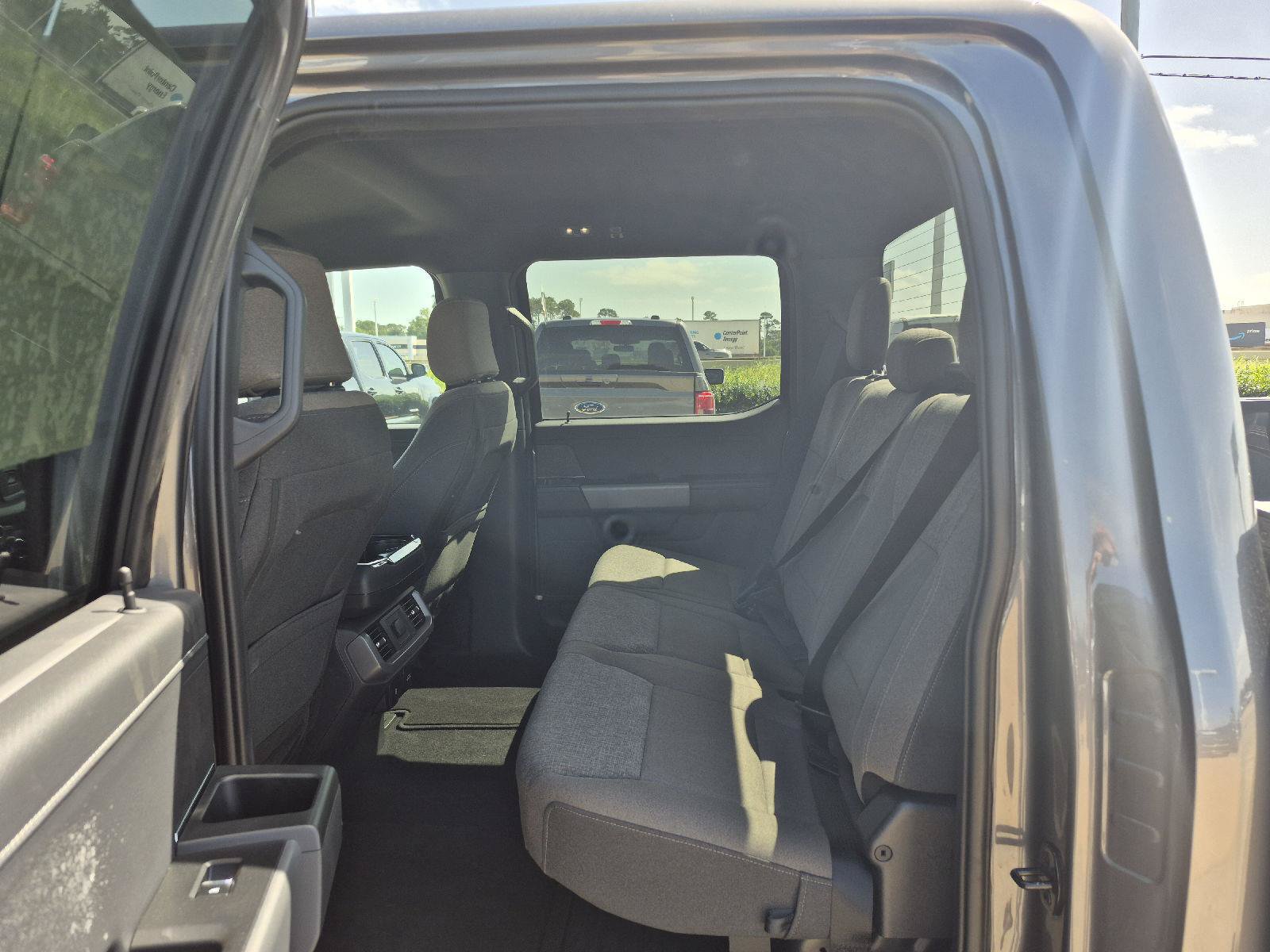 Certified 2024 Ford F150 XLT w/ Mobile Office Package RWD image 8