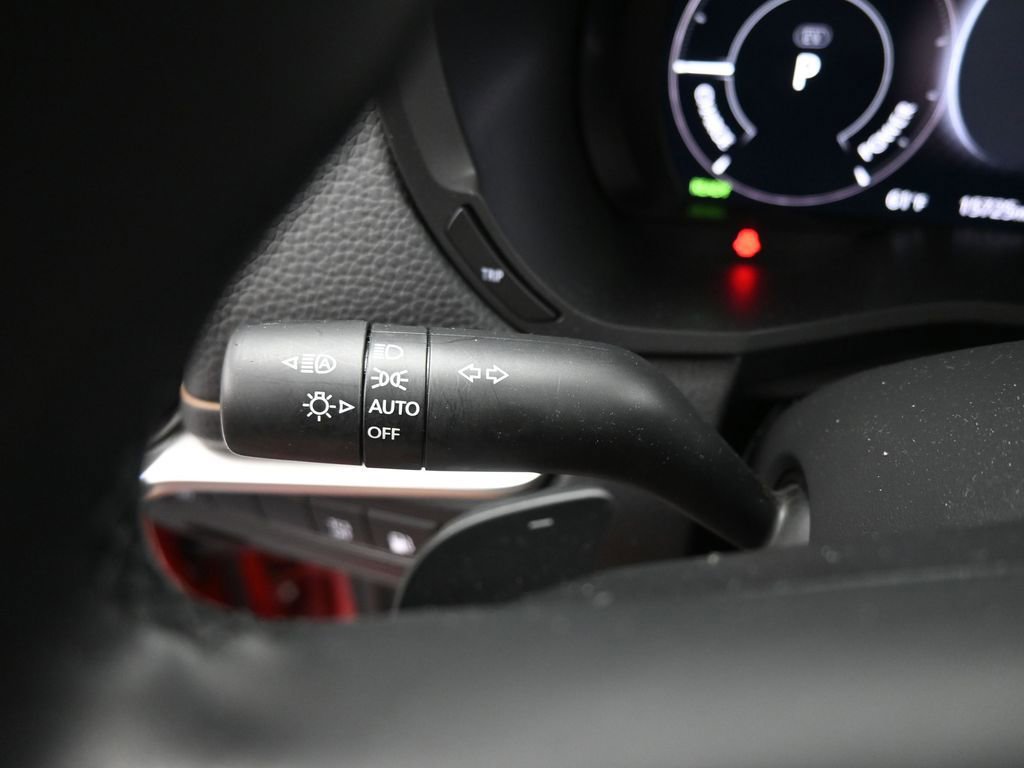 Used 2024 MAZDA CX-90 Plug-In Hybrid w/ Preferred image 13