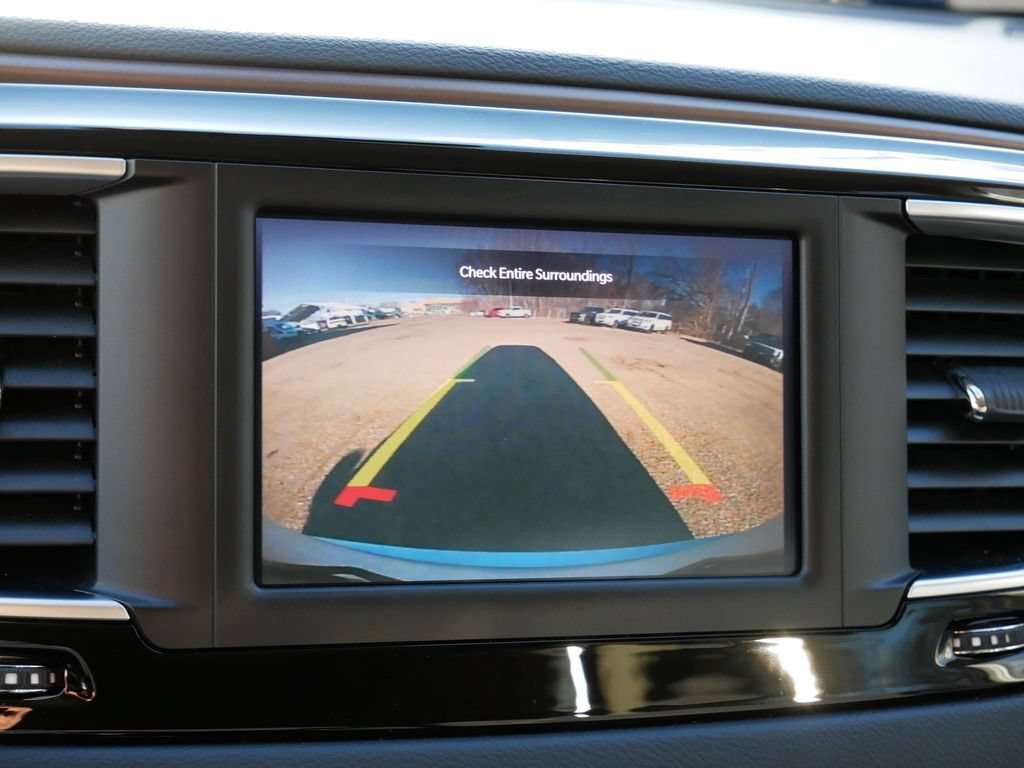Used 2024 Chrysler Voyager LX FWD image 27