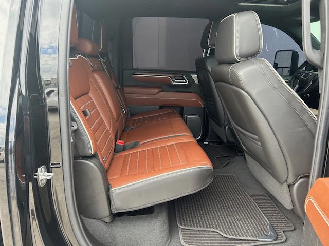 Used 2024 GMC Sierra 2500 Denali Ultimate AWD/4WD image 26