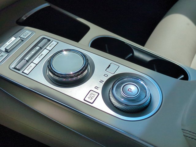 Used 2023 Genesis GV70 2.5T w/ Select Package AWD/4WD image 26