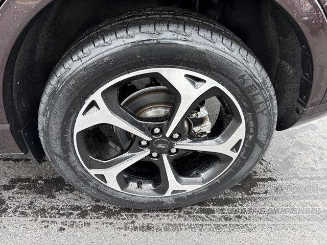 Certified 2023 Ford Escape ST-Line Elite AWD/4WD image 4
