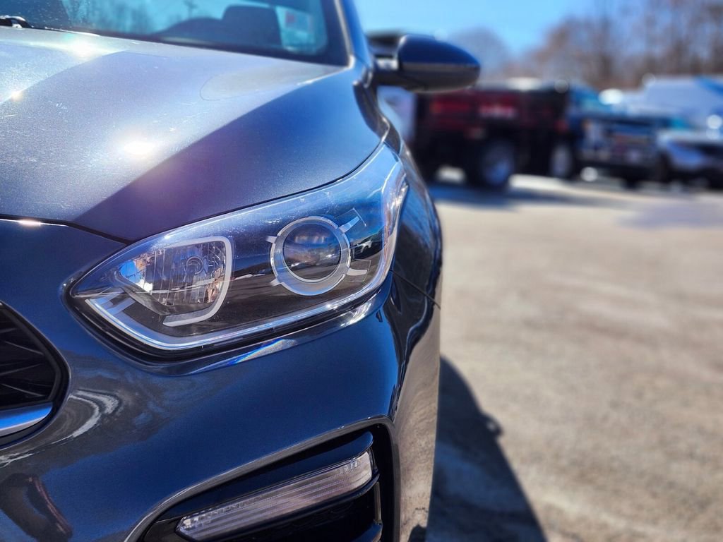 Used 2019 Kia Forte LXS image 10